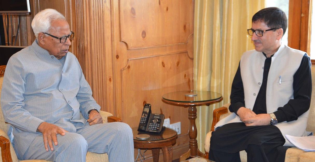 MLC Zaffar Manhas meets Governor